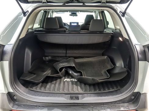 Used 2019 Toyota RAV4 XLE w/ All Weather Liner Package AWD/4WD image 23