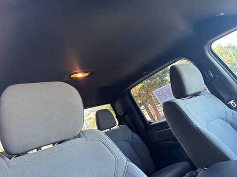 Used 2021 RAM 1500 Big Horn image 17