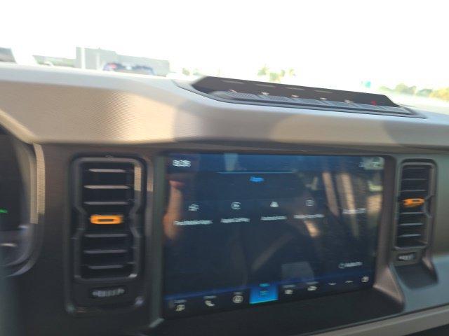 Used 2023 Ford Bronco Badlands AWD/4WD image 13