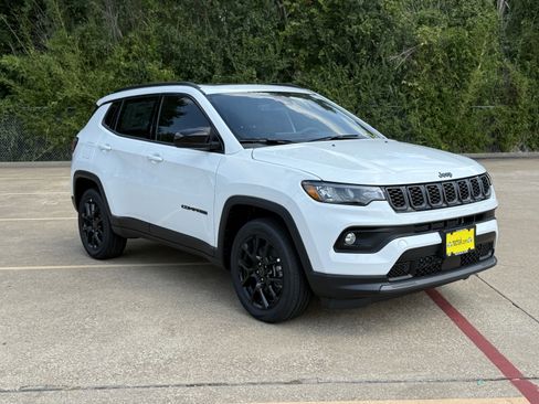 New 2025 Jeep Compass Latitude w/ Sun & Sound Group image 2