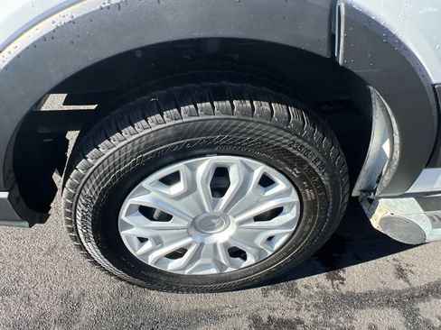 Used 2024 Ford Transit 250 Low Roof w/ Exterior Upgrade Package image 6