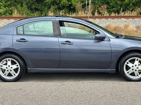 Used 2007 Mitsubishi Galant ES image 6