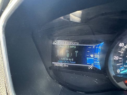 Used 2020 Ford Fusion SEL FWD image 12