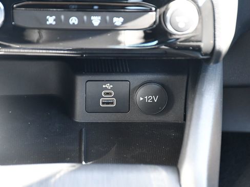 Used 2025 Ford Escape Active w/ Tech Pack #1 AWD/4WD image 22
