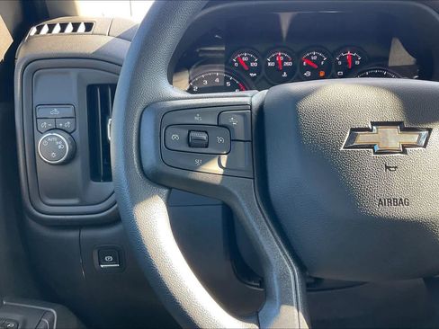 Used 2026 Chevrolet Silverado 1500 Custom image 21