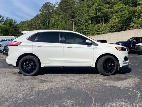Certified 2022 Ford Edge ST-Line AWD/4WD image 2