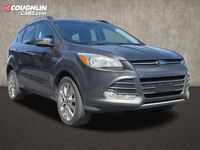 Used 2016 Ford Escape SE w/ SE Chrome Package