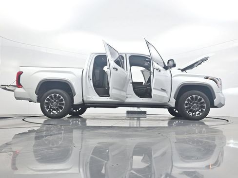 Used 2024 Toyota Tundra Limited AWD/4WD image 49