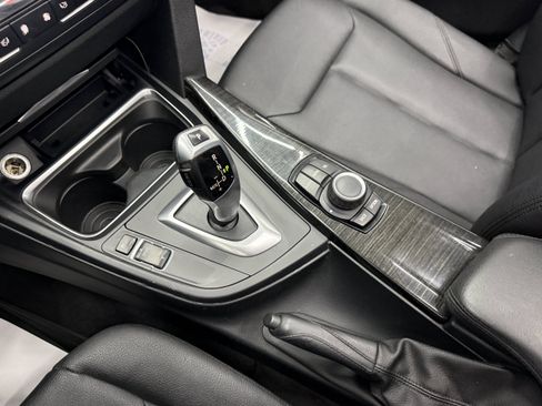 Used 2014 BMW 320i xDrive Sedan AWD/4WD image 20