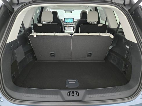 New 2026 Lincoln Aviator Reserve AWD/4WD image 18
