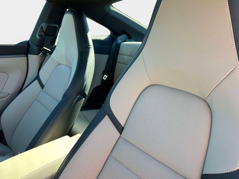 Used 2026 Porsche 911 Carrera image 15