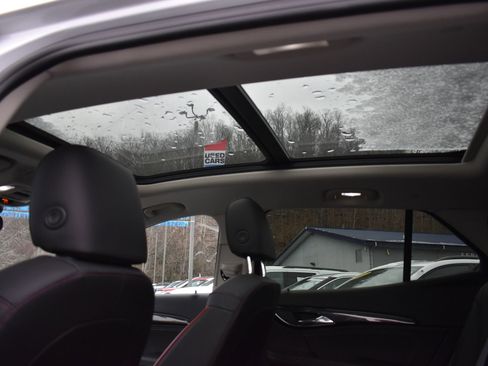 Used 2023 Buick Envision Essence w/ Technology Package I image 17