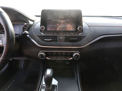 Used 2021 Nissan Altima 2.5 SR w/ SR Premium Package FWD image 13