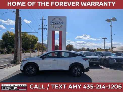 Used 2023 Nissan Ariya AWD image 1