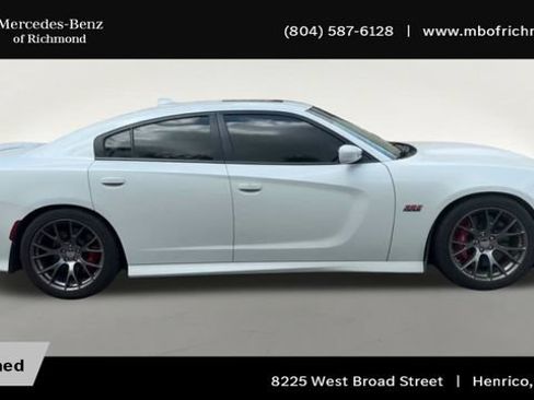 Used 2016 Dodge Charger SRT w/ Harman/Kardon Audio Group RWD image 3