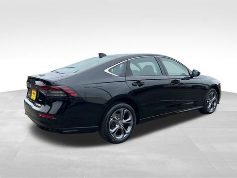 New 2026 Honda Accord EX-L image 8