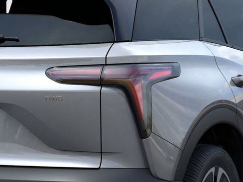 New 2026 Chevrolet Blazer EV LT image 12