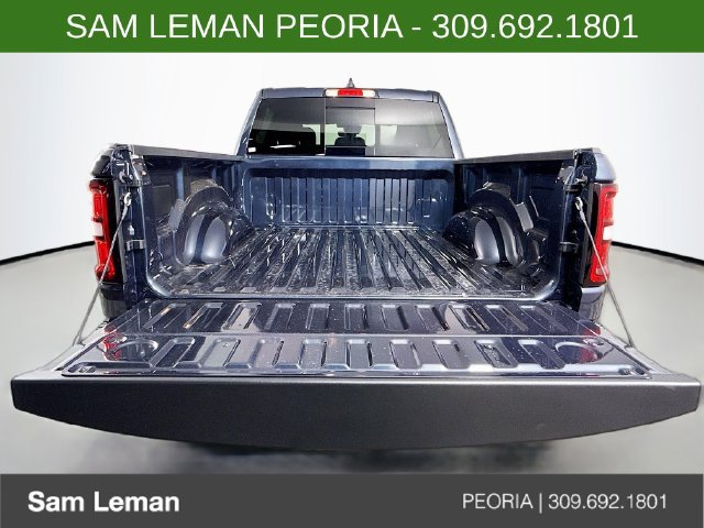 New 2026 RAM 1500 Express AWD/4WD image 23