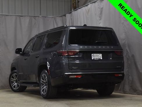 Certified 2024 Jeep Wagoneer Series II w/ Flexible Seating Group AWD/4WD image 2