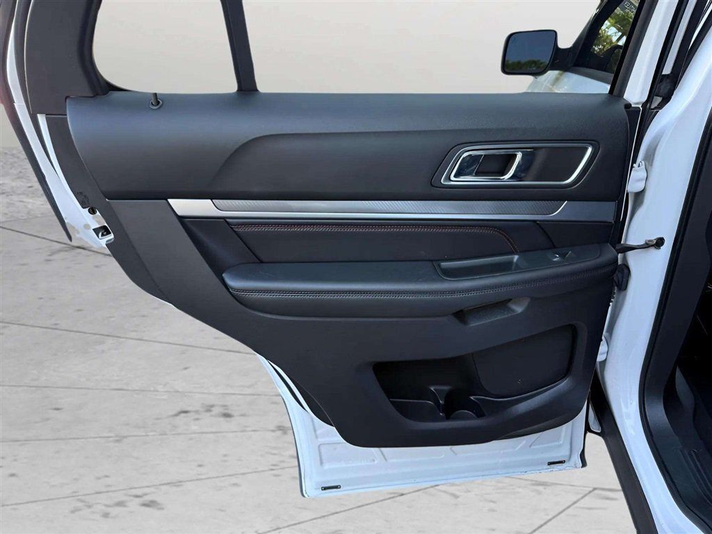 Used 2018 Ford Explorer Sport w/ Ford Safe & Smart Package AWD/4WD image 25