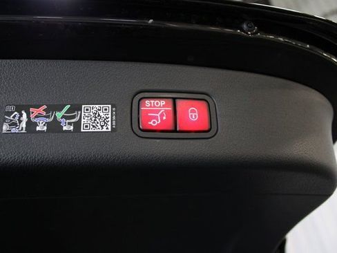 New 2026 Mercedes-Benz GLC 300 4MATIC image 8