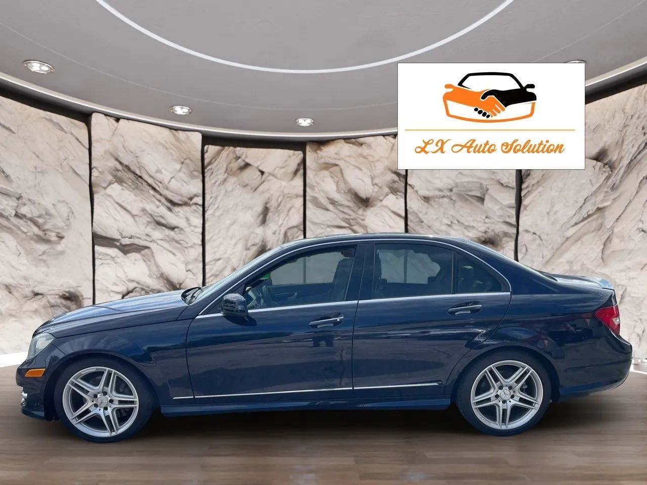 Used 2014 Mercedes-Benz C 300 4MATIC Sedan w/ Multimedia Package image 15