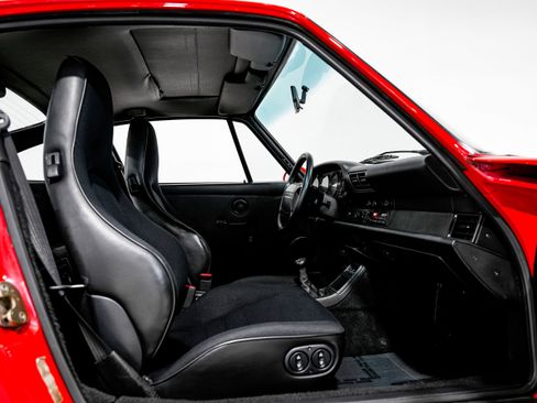 Used 1993 Porsche 911 RS America image 28