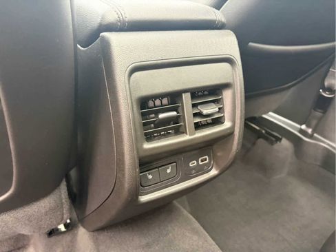 Used 2019 Cadillac XT4 Premium Luxury AWD/4WD image 24