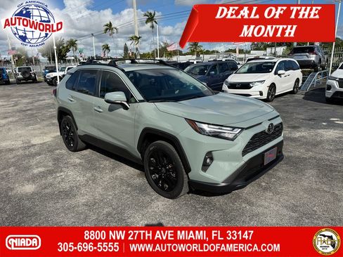 Used 2022 Toyota RAV4 XLE Premium image 1