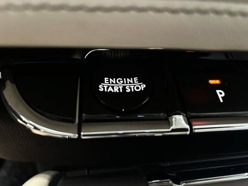 Used 2025 Lincoln Aviator AWD w/ Equipment Group 101A image 15