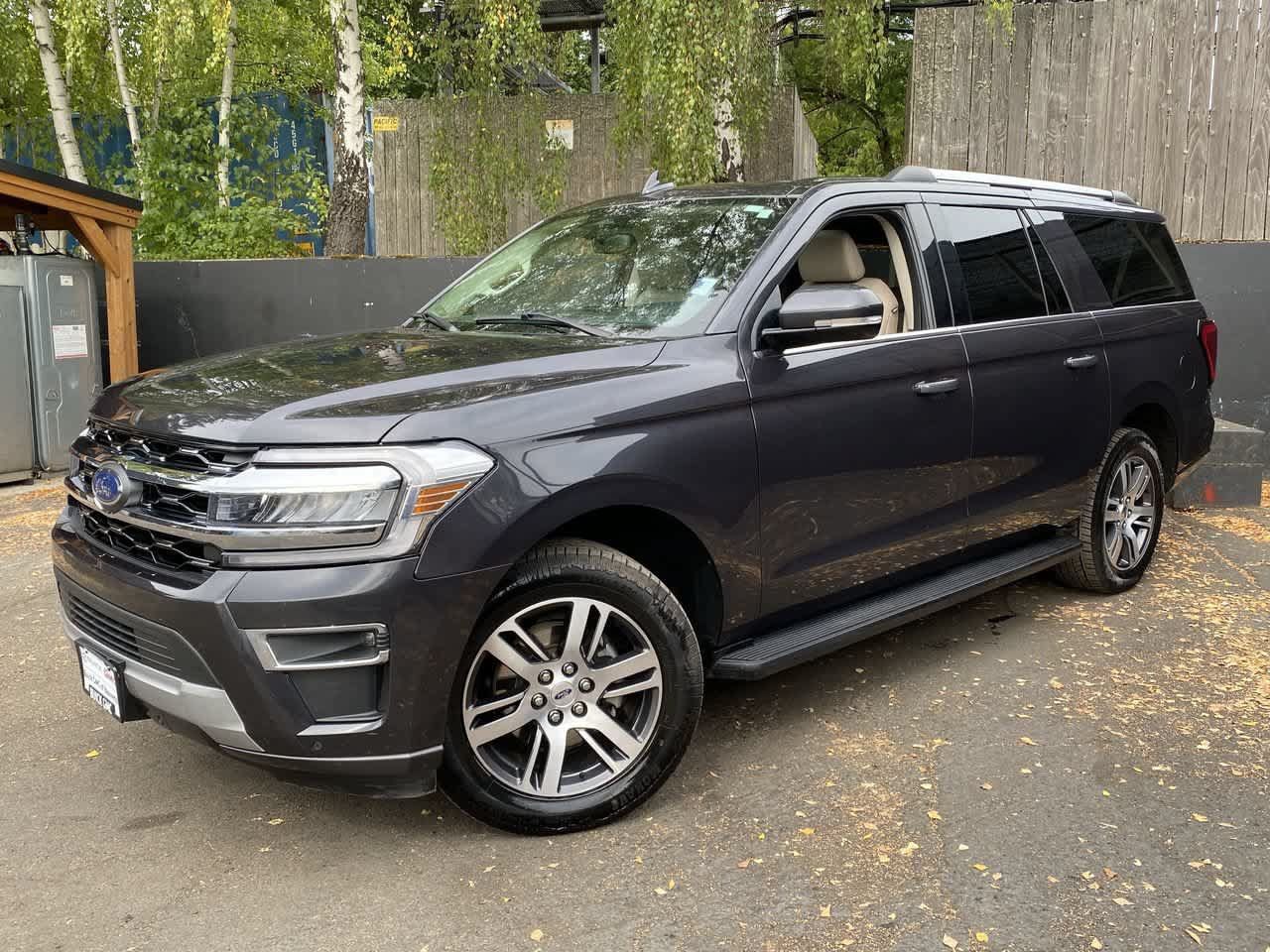 Used 2024 Ford Expedition Max Limited AWD/4WD image 1