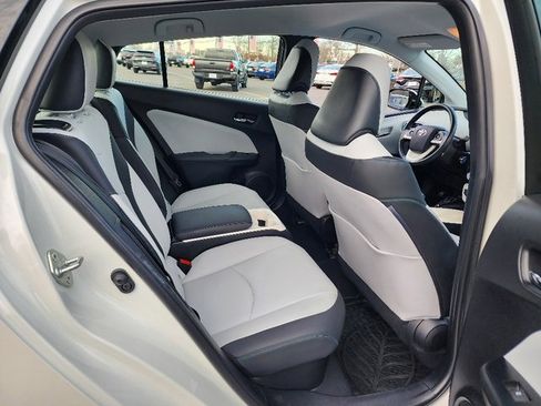 Used 2018 Toyota Prius Prime Advanced image 14