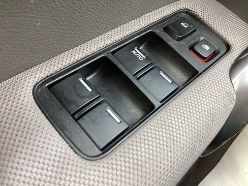 Used 2009 Honda CR-V LX image 19