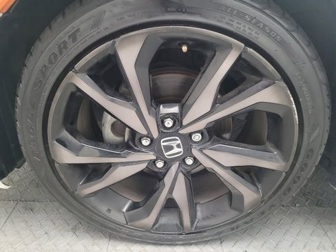 Used 2020 Honda Civic Sport image 31