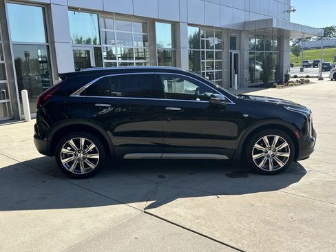Used 2020 Cadillac XT4 Premium Luxury AWD/4WD image 10