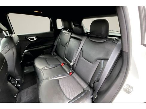 New 2026 Jeep Compass Latitude image 11