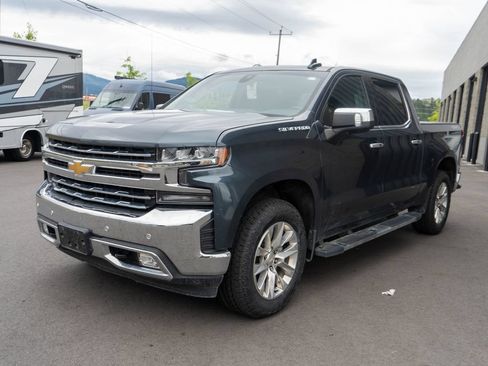 Certified 2019 Chevrolet Silverado 1500 LTZ w/ LTZ Premium Package AWD/4WD image 3