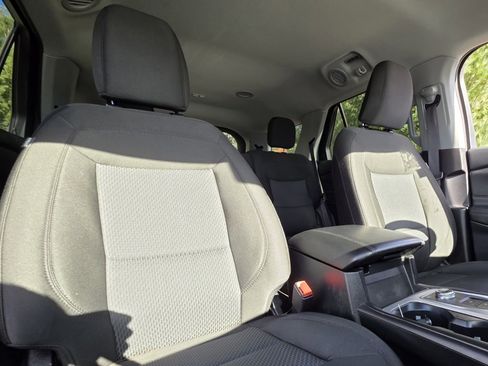 Used 2022 Ford Explorer XLT w/ Class IV Trailer Tow Package image 20