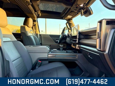 Used 2025 GMC Hummer EV 2X w/ Extreme Off-Road Package image 21