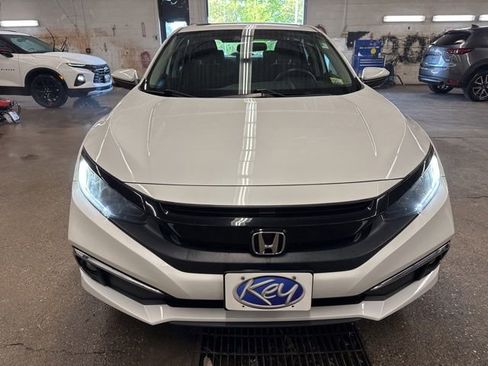 Used 2019 Honda Civic EX image 2