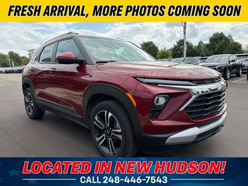 Used 2024 Chevrolet TrailBlazer LT w/ LT Cold Weather Package AWD/4WD image 4