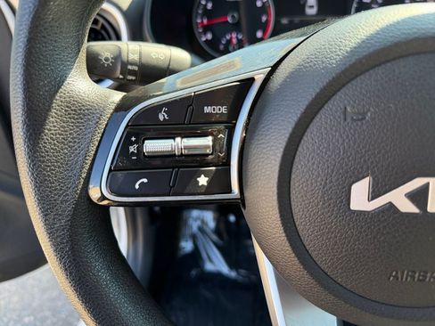 Used 2023 Kia Forte LXS FWD image 15