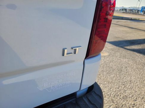 Used 2022 Chevrolet Silverado 1500 LT RWD image 12