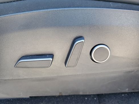 Used 2021 Tesla Model Y Long Range image 14