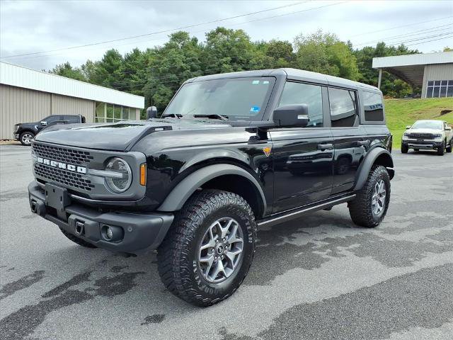 Certified 2025 Ford Bronco Badlands AWD/4WD image 1