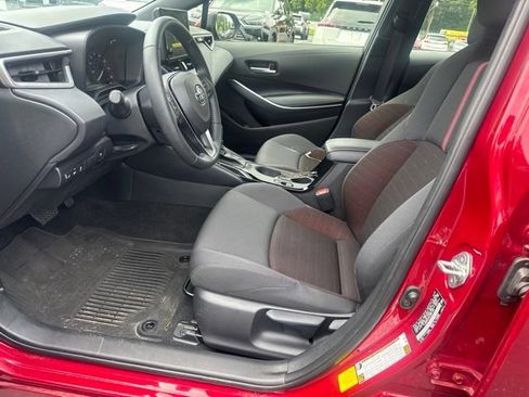 Used 2025 Toyota Corolla SE FWD image 11