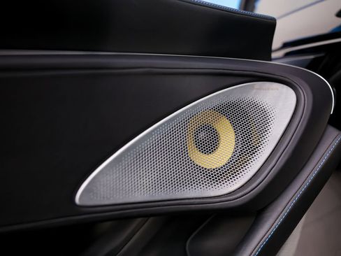 Used 2025 McLaren GTS image 19