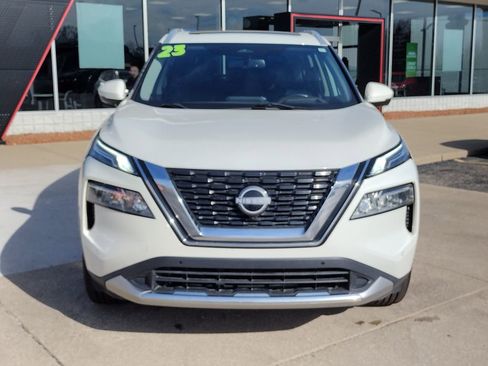 Used 2023 Nissan Rogue Platinum w/ Platinum Premium Package image 14