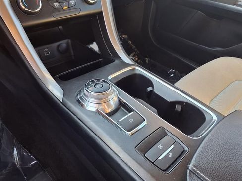 Used 2018 Ford Fusion S image 9