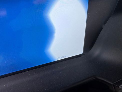 Used 2024 Ford F450 Platinum w/ FX4 Off-Road Package image 10